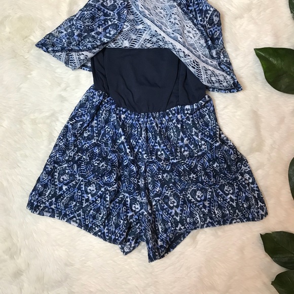 ✨  Aeropostale Spaghetti Strap Blue Print Romper - Picture 2 of 4